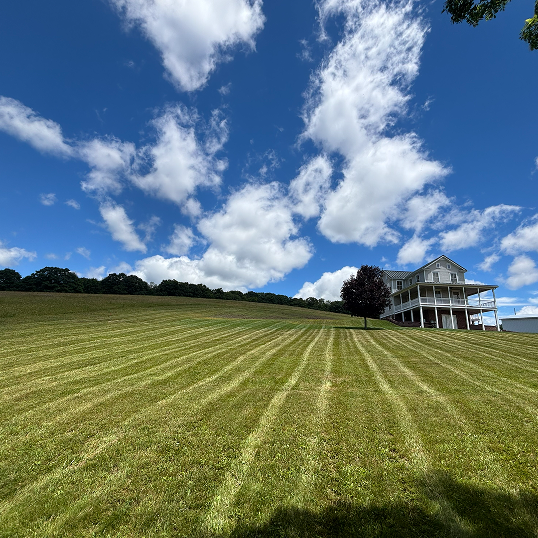 Kimberlings Lawn Care professional mowing service