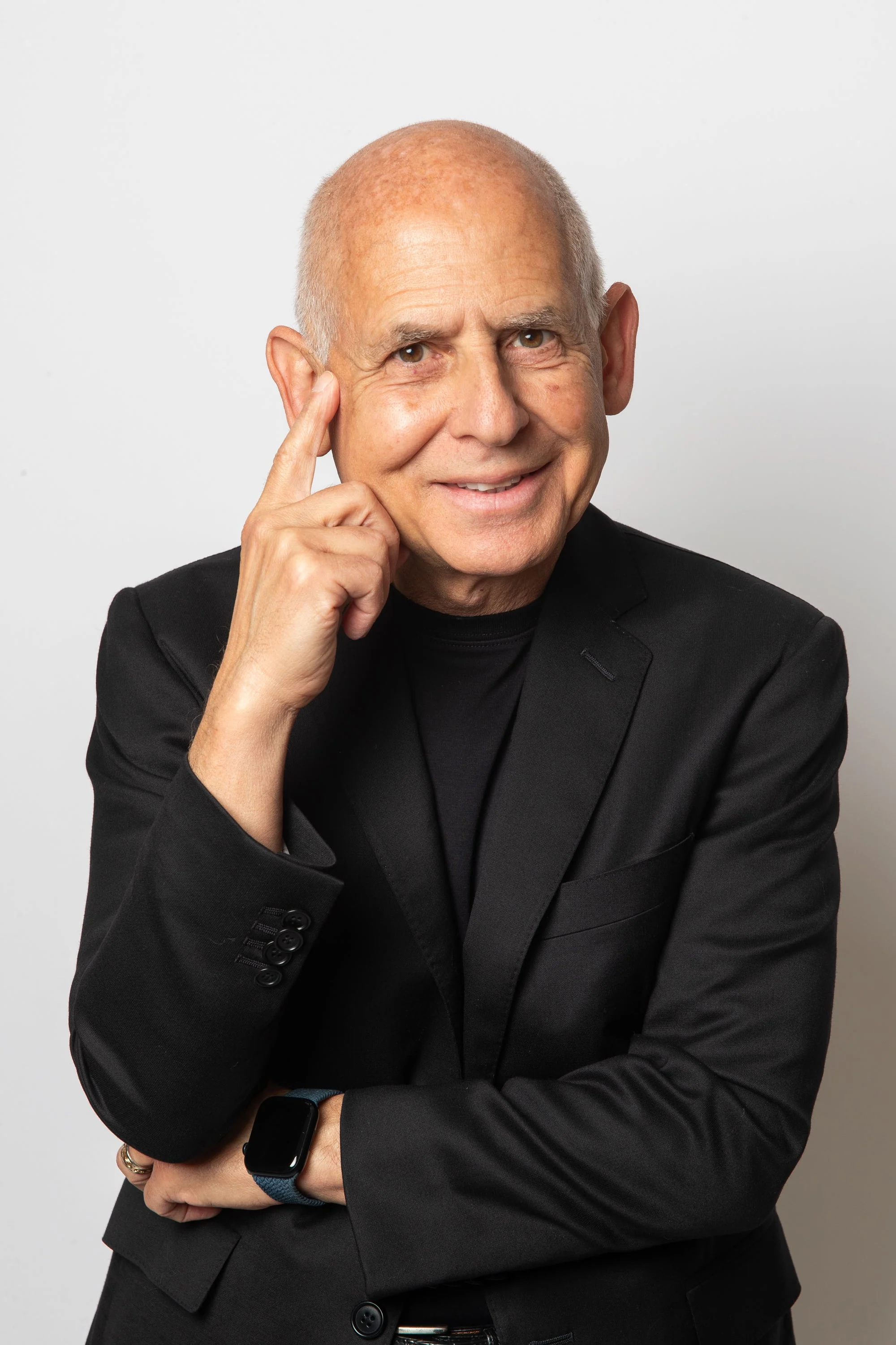 Dr. Daniel G. Amen, MD โ founder of Amen Clinics and brain health expert