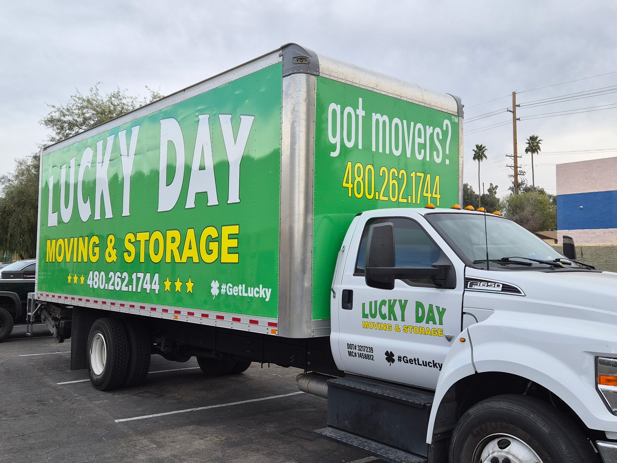 Crew members ready at a residential move in Gilbert, AZ