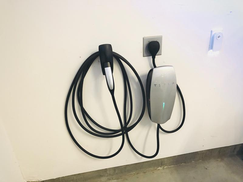 Standard 120V outlet used for Level 1 EV charging