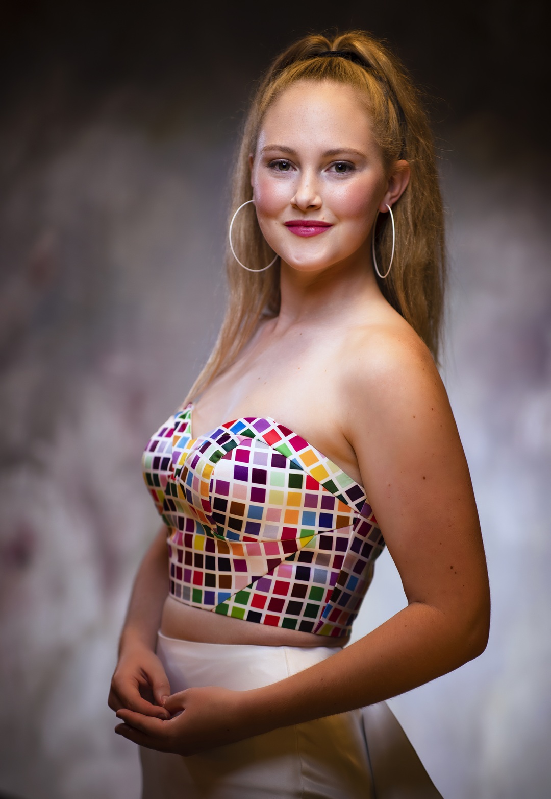 Lunar Lenz senior portrait 1