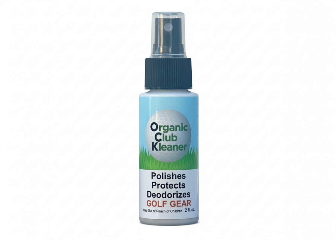 Golfers with bags on a professional golf course — Organic Club Kleaner™ by Bgreen, Inc.